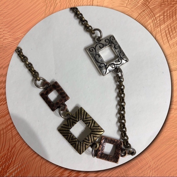 COSTUME Jewelry Multi Pattern & Color Necklace - Picture 4 of 8